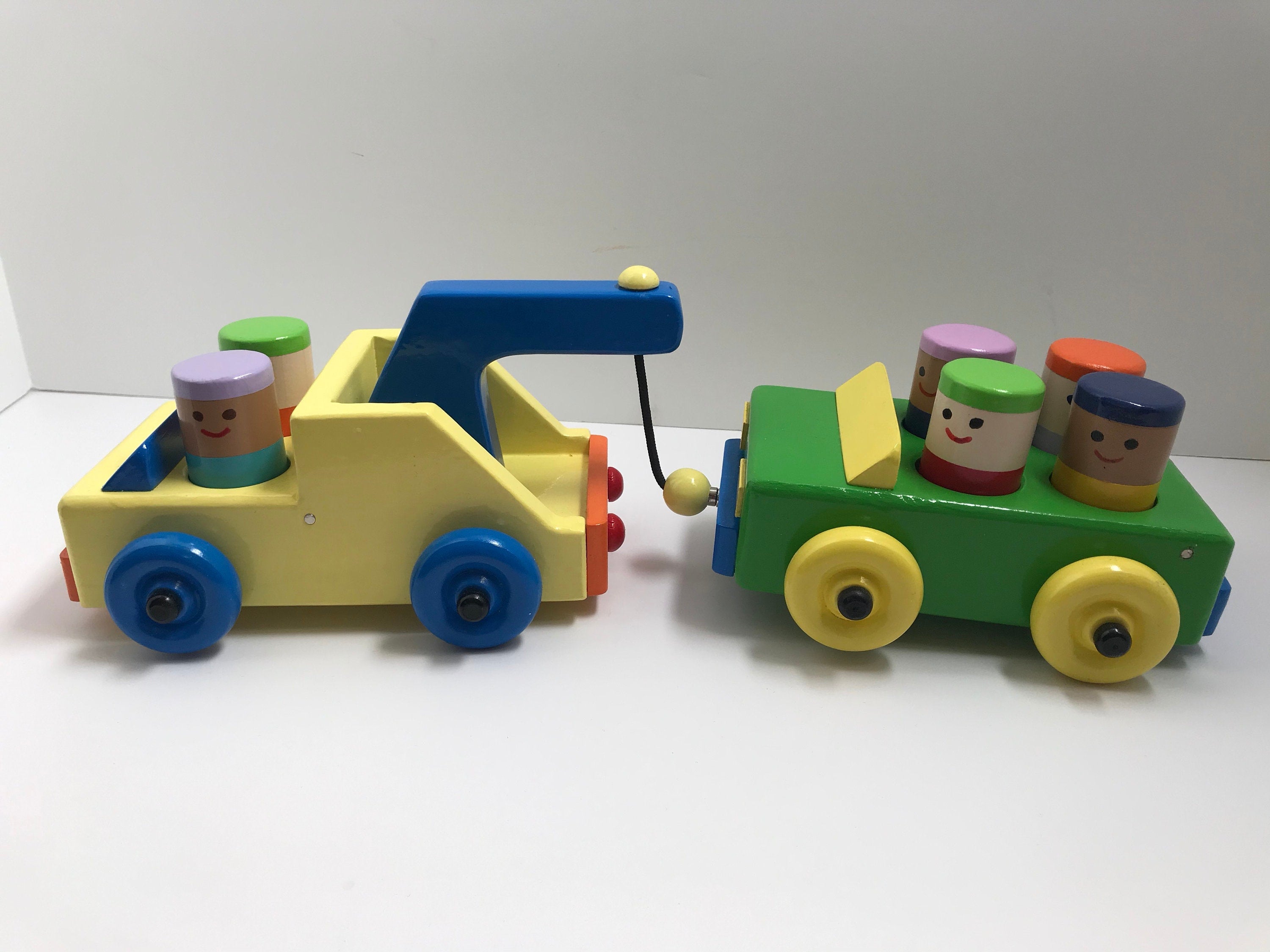 Wooden Toy Tow Truck with a Car including 6 wooden people. Wooden Toy Truck/Car Set. Toddler Wooden Toy Car/Truck Set