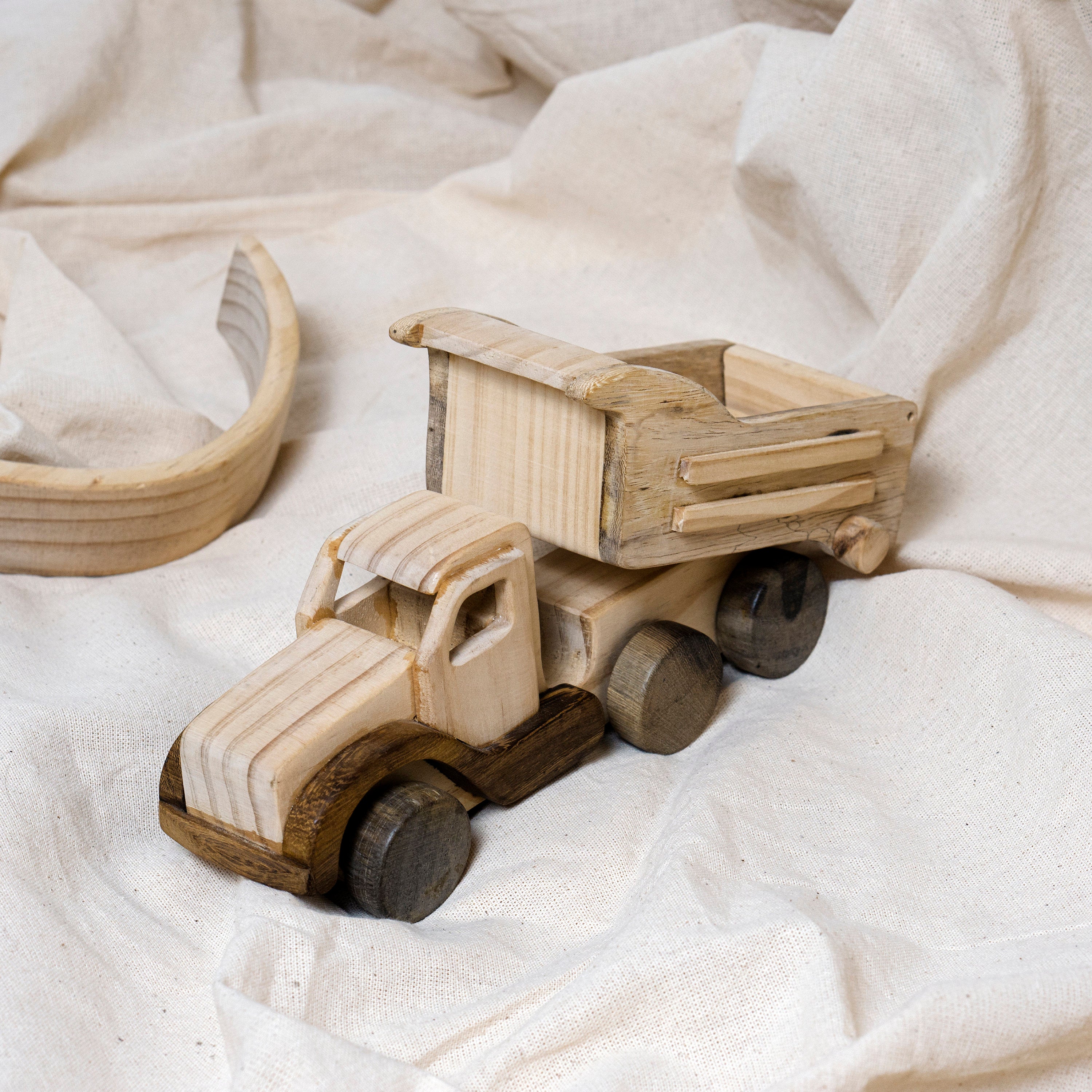 Personalized Wooden Dump Truck Construction Toy, Custom Name Engraving Car, Truck Driver Gift, Montessori-Inspired, Gift for Toddlers